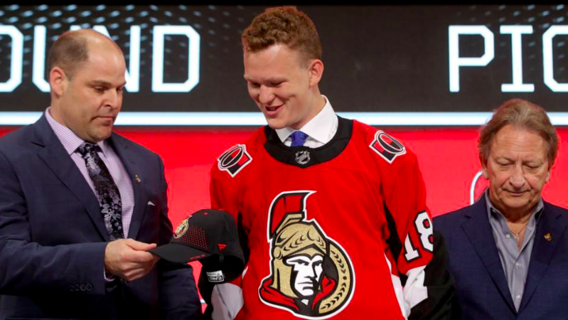 Brady Tkachuk veut convaincre Erik Karlsson et Mark Stone de rester à Ottawa...au-delà de l'année prochaine..