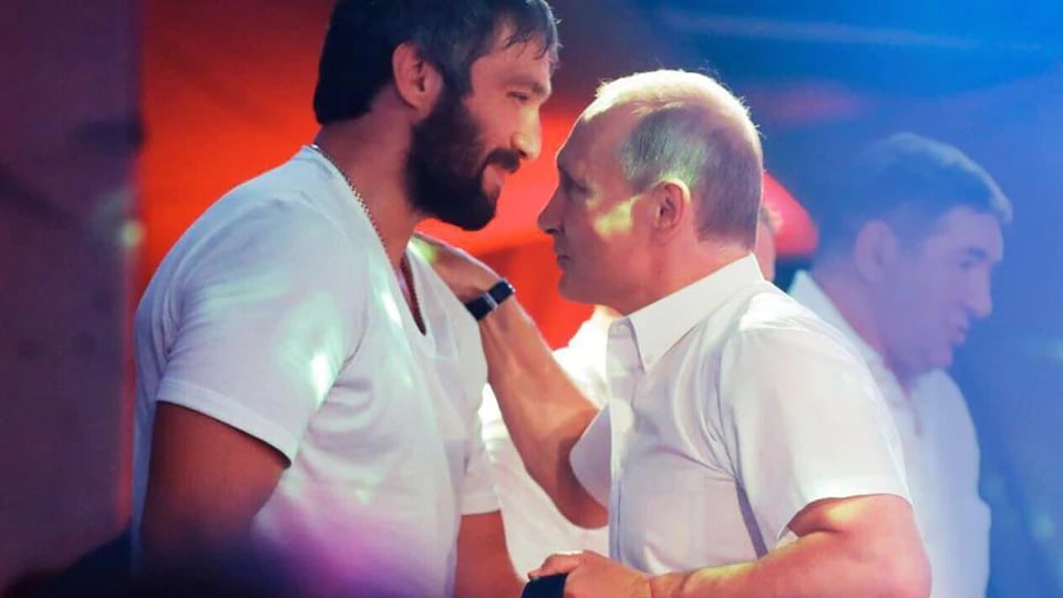 Vladimir Poutine remercie Alex Ovechkin...après les bombardements...