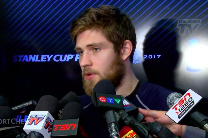 2 M$ par année séparent les Oilers de Leon Draisaitl....