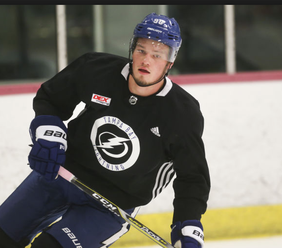 À Tampa Bay, on donne déjà le CALDER à Mikhail Sergachev...