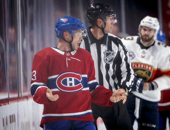 AH OK...Max Domi est une marionnette, qui est contrôlée par son père...