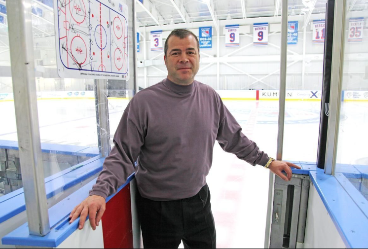Alain Vigneault sera CONGÉDIÉ avant le match de jeudi à Montréal...selon...