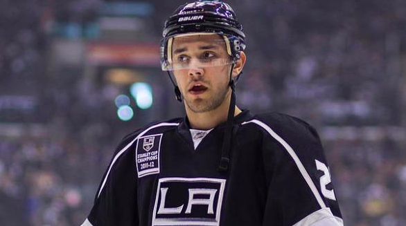 Alec Martinez se rapproche de Montréal...