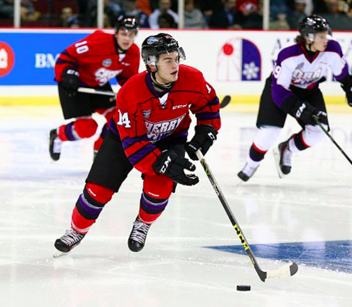 Alex DeBrincat aurait dû BRÛLER...le camp du CH...