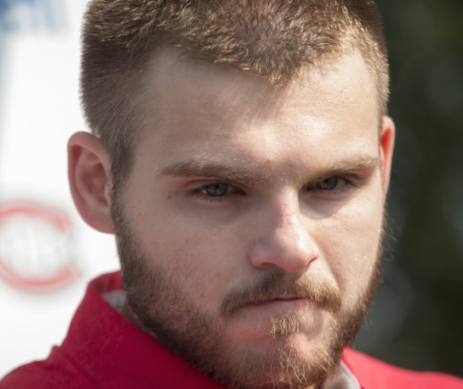 Alex Galchenyuk continue de s'occuper du dernier qui reste...