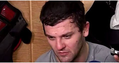 Alex Radulov essaie de faire PITIÉ..Mais sérieux..