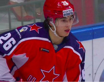 Alexander Romanov devient de plus en plus important...