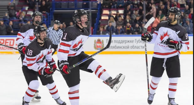 Alexis Lafrenière continue d'être HUMILIÉ par son coach...
