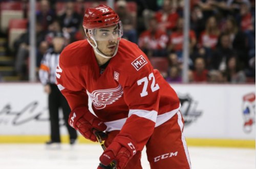 Andreas Athanasiou​ continue de MENACER les Wings..PARFAIT POUR MONTRÉAL!!!!