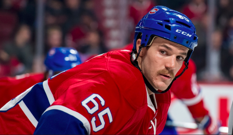 Andrew Shaw perd des PLUMES...