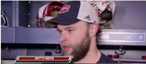 Antti Niemi est FIER et HONORÉ..