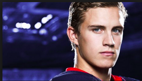  Artemi Panarin va jouer sur le trio de...