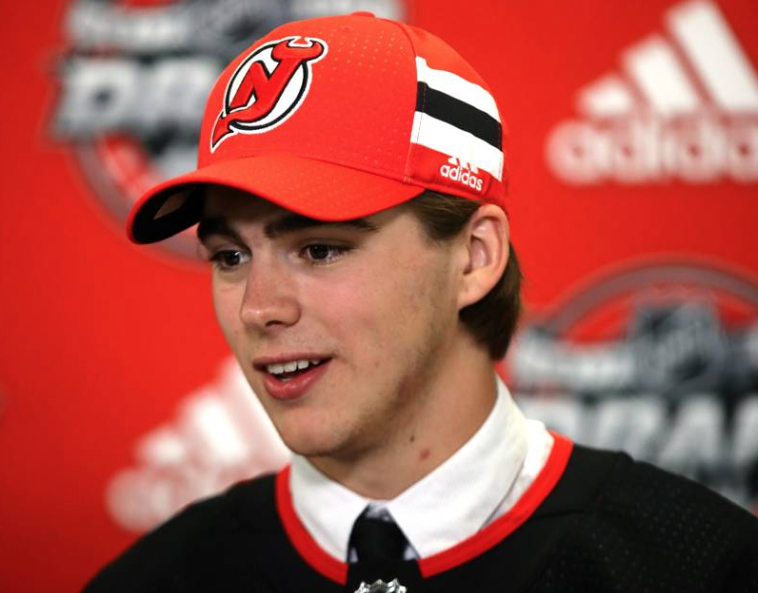 ATTENTION aux POOLERS qui vont vouloir choisir Nico Hischier EN PREMIER avec le CHOIX de RECRUE..