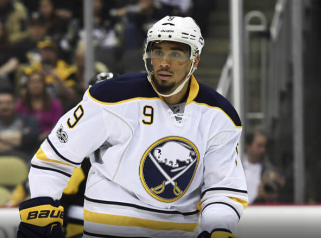 Au tour de Darren Dreger d'affirmer que les Sabres ont offert Evander Kane pour Alex Galchenyuk....