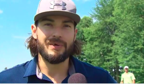  Au tour de Drew Doughty de CRACHER sur Gary Bettman...