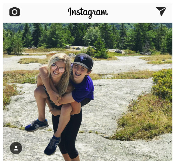  Auston Matthews a NIAISÉ Mitch Marner...après que sa blonde ait publié cette photo...