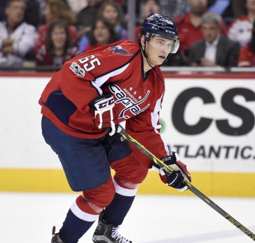 AYOYE...C'est pas les mains de Brendan Gallagher ça...