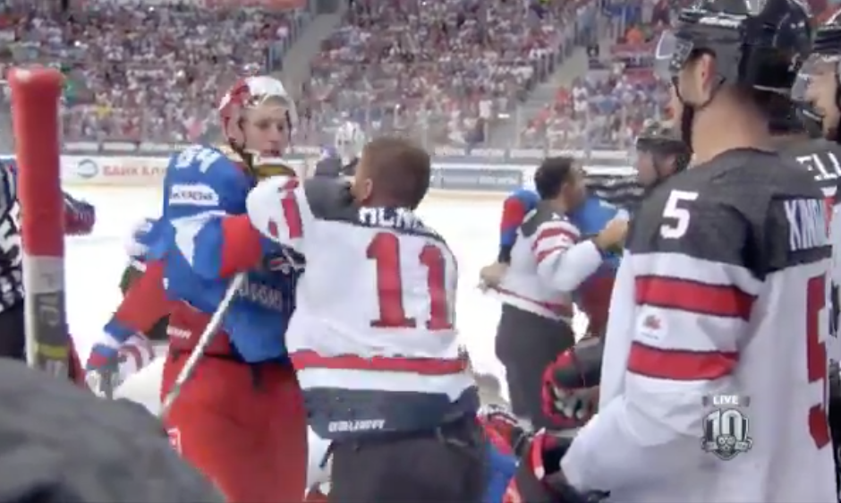 AYOYE...Une foire dans un match hors-concours pour le Canada...