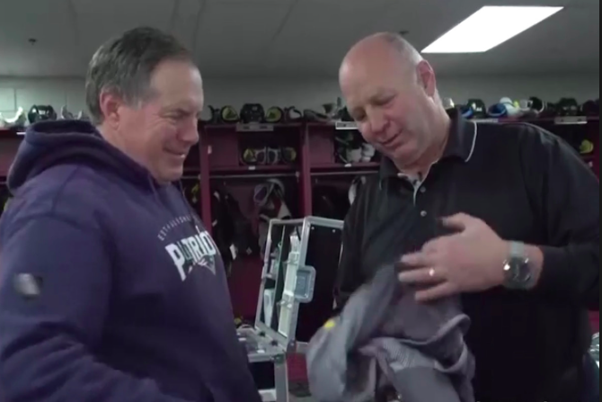 Bill Belichick...le coach des PATRIOTS...Affirme que Claude Julien