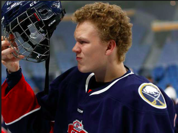 Brady Tkachuk veut faire changer d'idée Trevor Timmins...