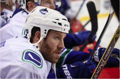 Brandon Prust a réussi sa mission de RELATIONS PUBLIQUES...