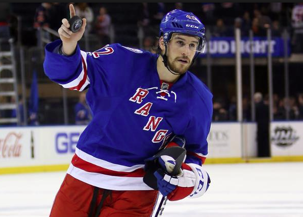 Brendan Smith semble vraiment intéresser Marc Bergevin...