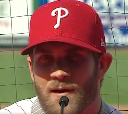 Bryce Harper...après avoir signé un contrat de 330 M$ avec les Phillies de Philadelphie...