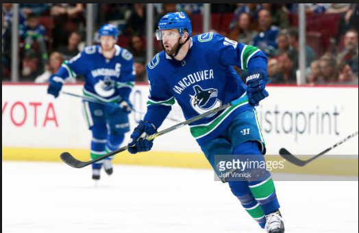 Ça JASE entre les Canucks et les Bruins!!!!!