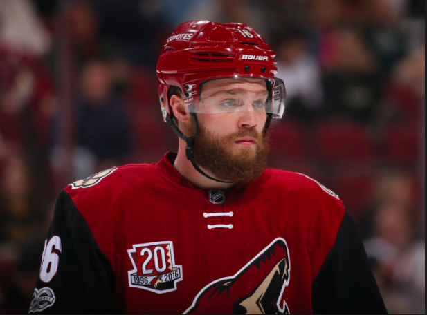 Ça JASE entre les Coyotes et le CH!!!!