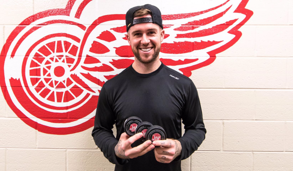 Ça JASE entre les Leafs et les Wings...