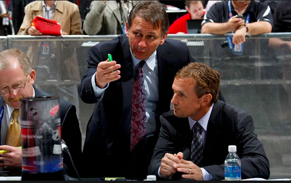 Ça sent le SWITCH!!!!!  Entre Steve Yzerman et Ken Holland..
