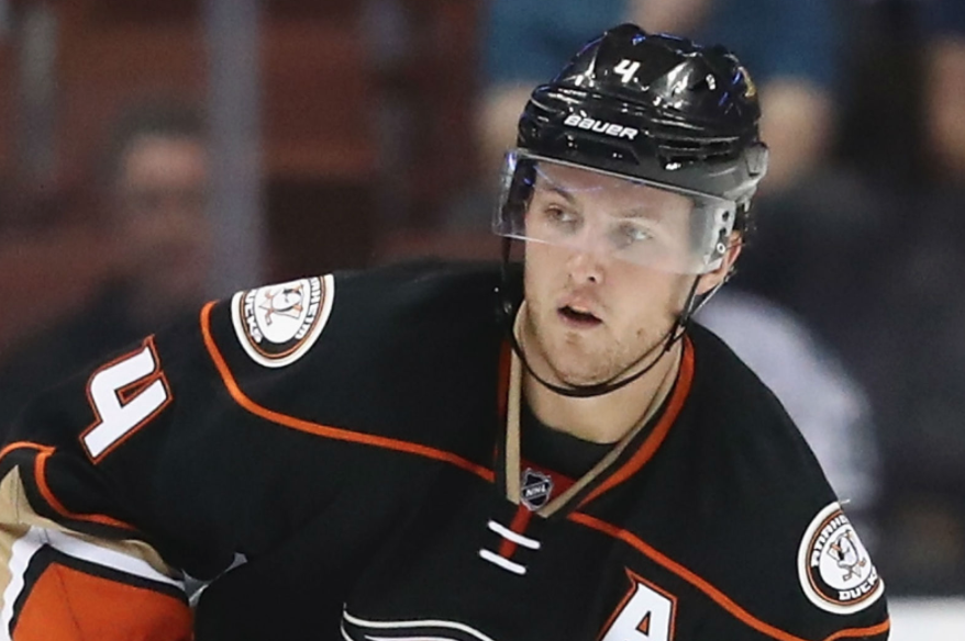 Cam Fowler à Montréal????