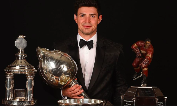  Carey Price..et Stephen Curry...