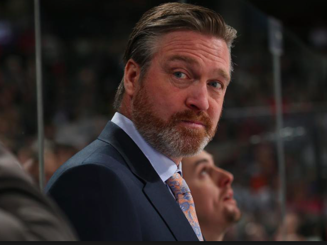 Ce n'est pas seulement à Montréal qu'on cite les noms de Julien Brisebois et Patrick Roy.
