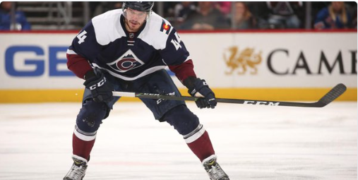 Certains pensent vraiment que Mark Streit est MENACÉ par Gélinas..