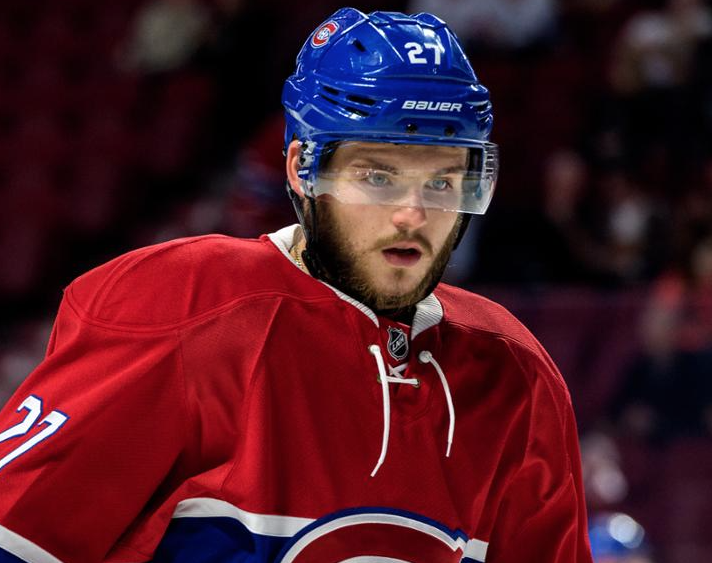 C'est CHUCKY qui doit jouer sur le premier trio...