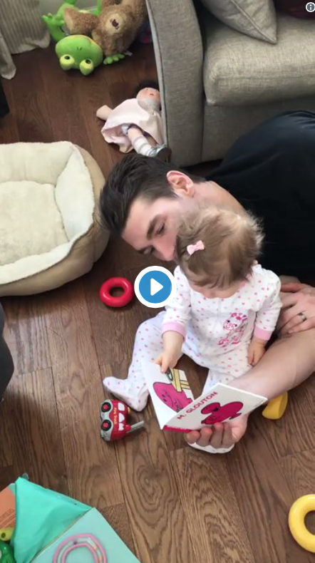 C'est pas le FRIIIINNNNÇAIS qu'il faut apprendre à ta fille Adam...HAHA!!!