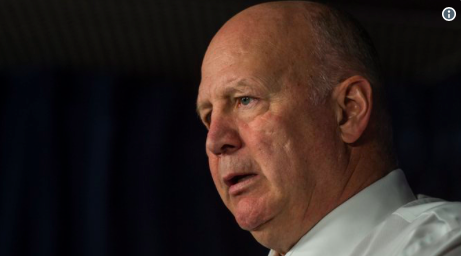 Claude Julien..Dans une PUB de VIAGRA??????