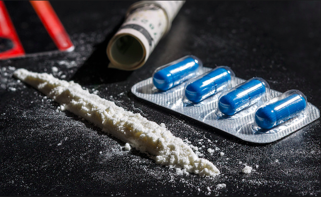 COCAÏNE ou PILULES?