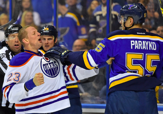 Colton Parayko dans le VISEUR de Marc Bergevin!!!!!