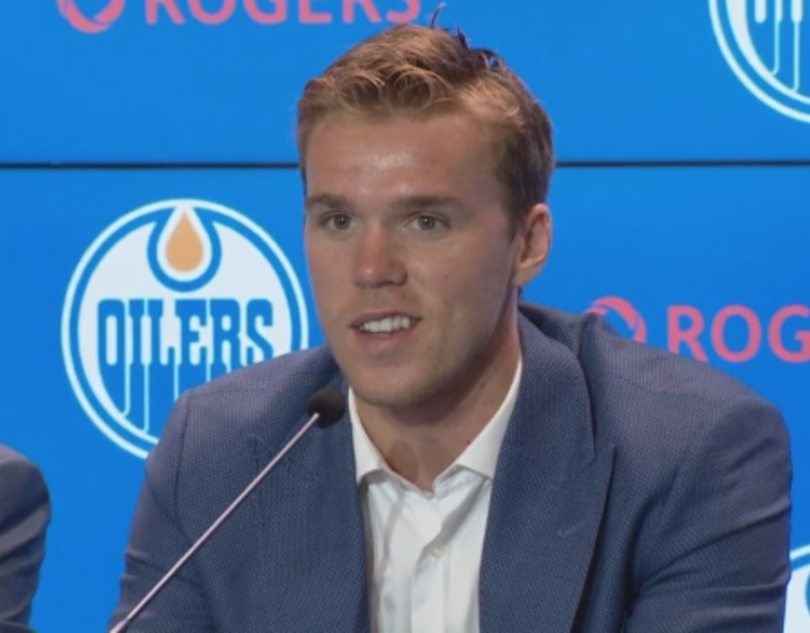 Connor McDavid est le pauvre du sport professionnel !!!