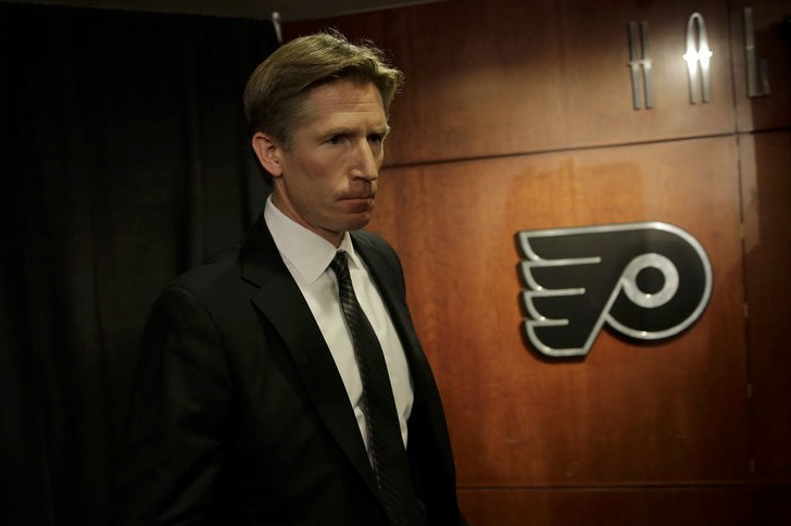 Dave Hakstol a déjà un pied dans sa tombe...