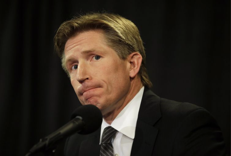 Dave Hakstol CONGÉDIÉ d'ici samedi?