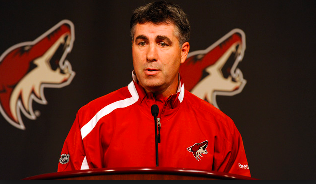 Dave Tippett et le nouveau proprio des Coyotes vont se TAPER sur la YEULE!!!