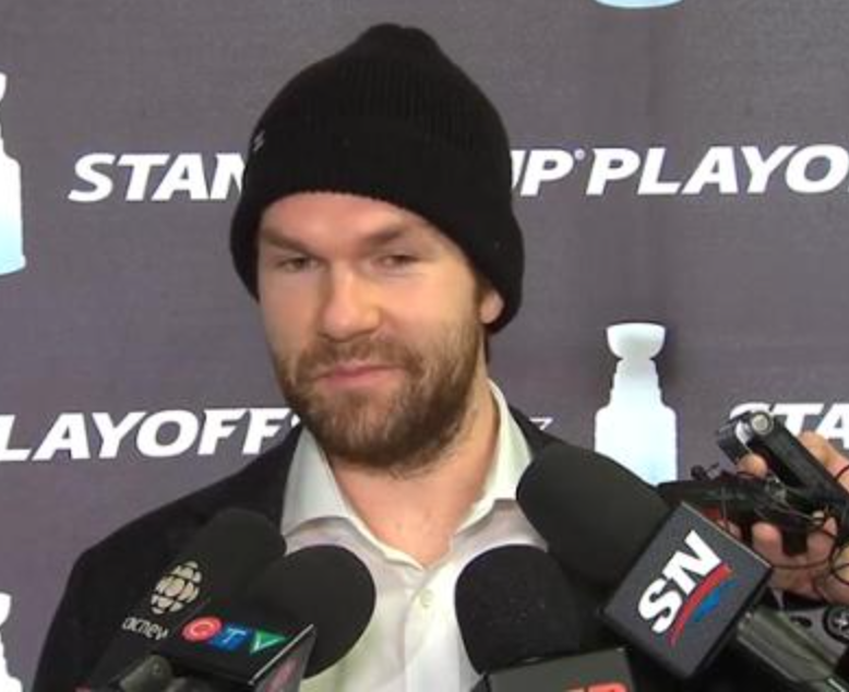 David Desharnais continu de recevoir des appels...