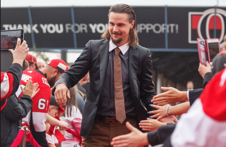 Erik Karlsson aurait confié à des médias suédois qu'il rêve à Tampa Bay à chaque soir....