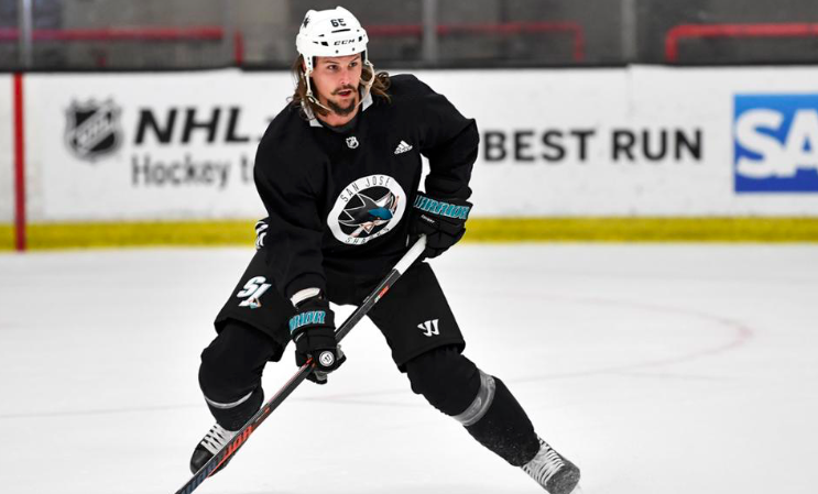 Erik Karlsson fait déjà sa DIVA à San Jose...