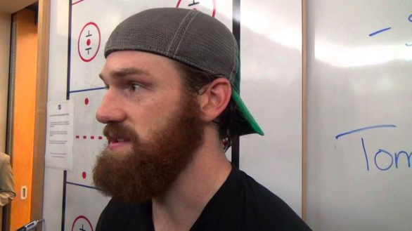 Est-ce nous...Ou Jordie Benn se fait CHOUCHOUTER par les journalistes FEFANS Québécois...