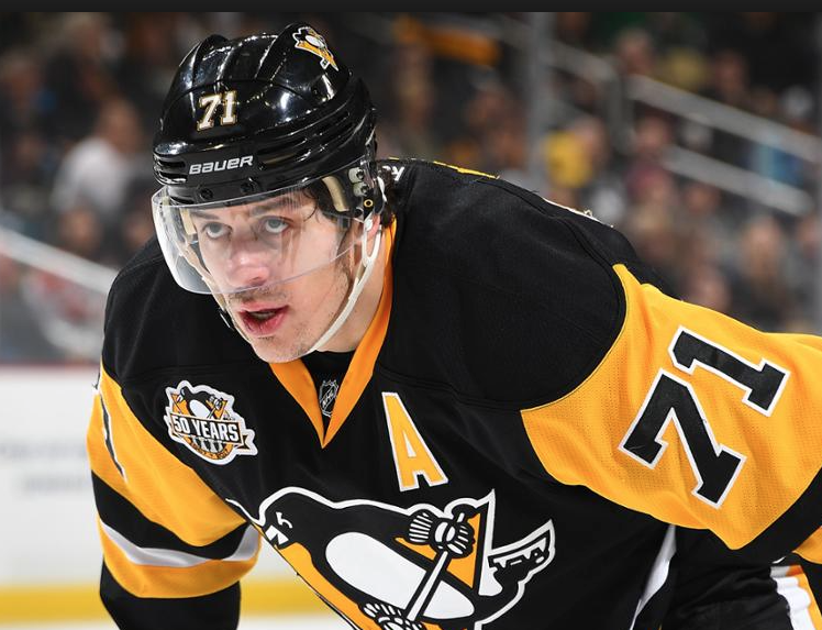 Evgeni Malkin est AGRESSIF envers Ryan Reaves...