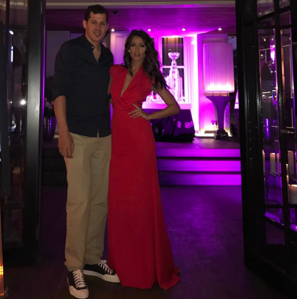 Evgeni Malkin est le GARS le PLUS CHANCEUX sur la terre...